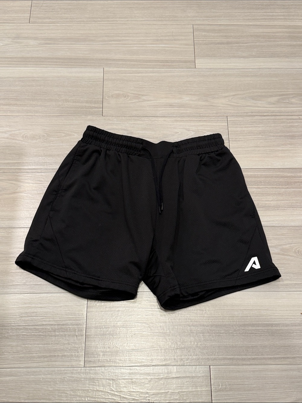ALPHALETE mesh shorts size medium men’s